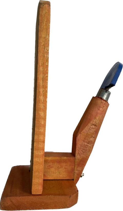 Coconut scraper stand alone